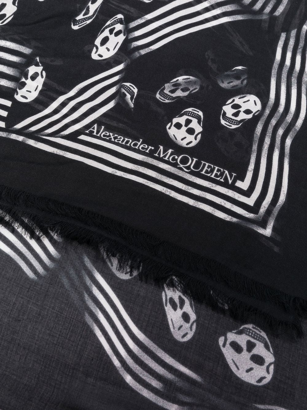 Alexander McQueen Scarfs Black