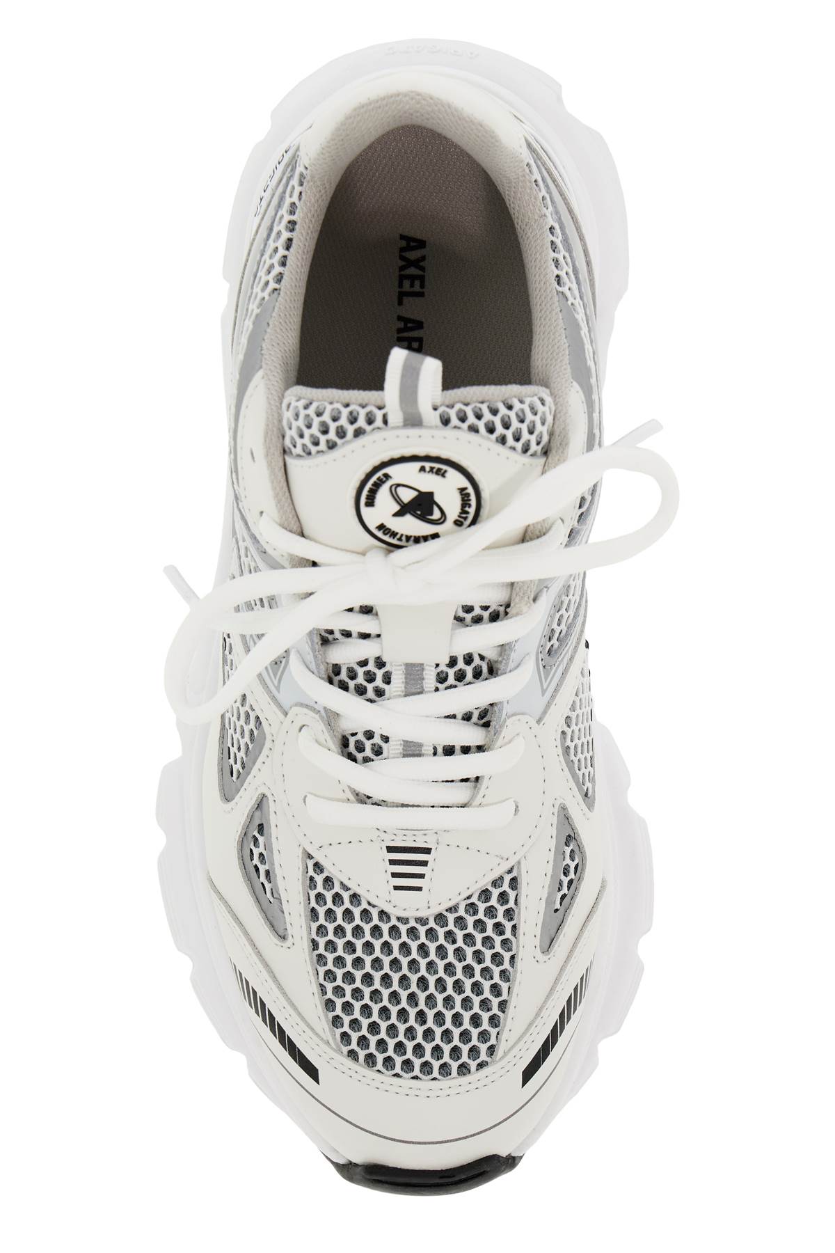 Axel Arigato marathon runner sneakers